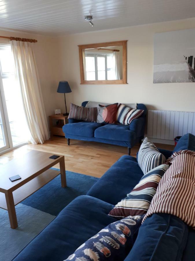 Nyhavn Lakeside Cottage サイレンセスター エクステリア 写真